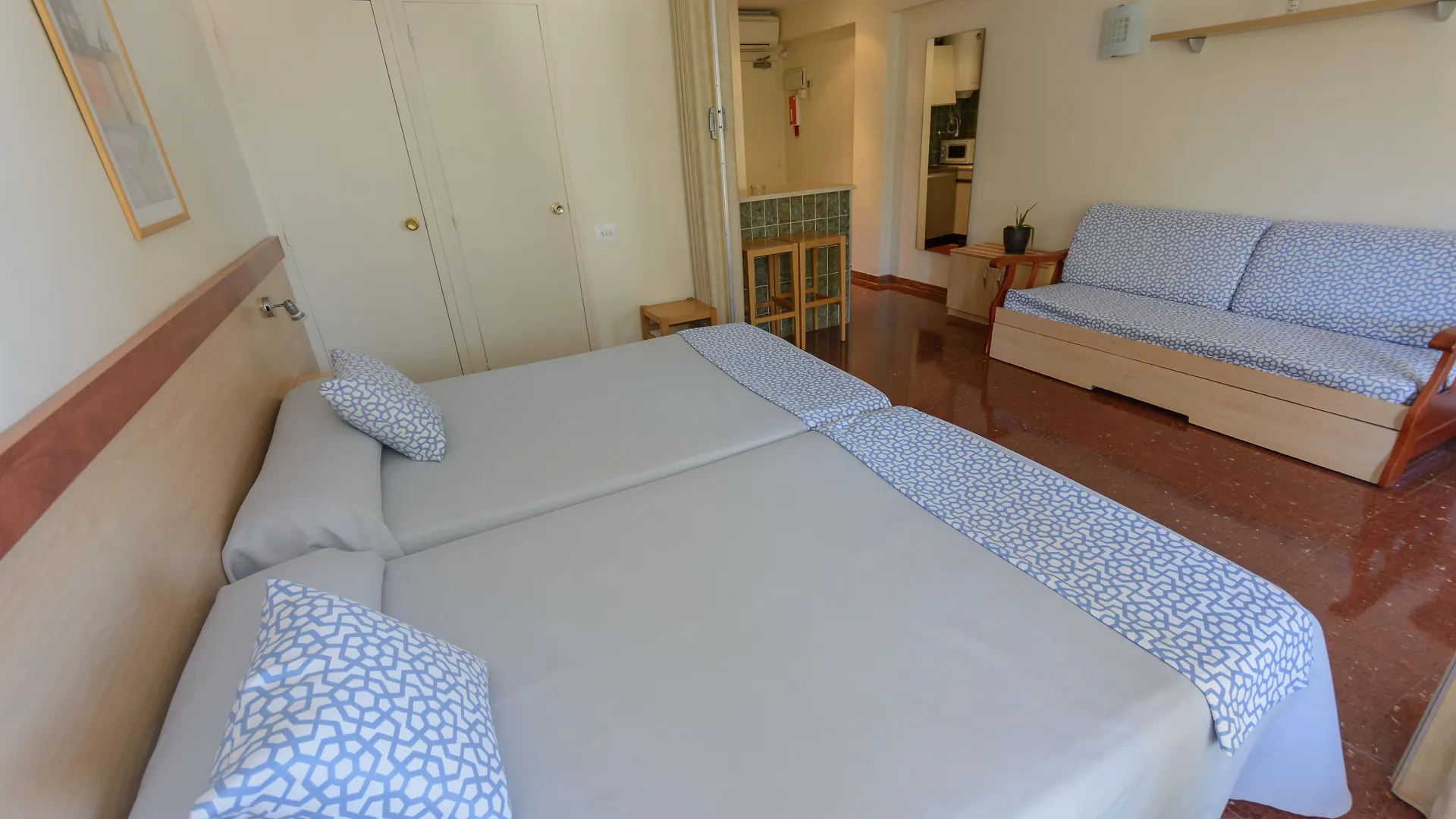 Apartaments Albatros Family Salou