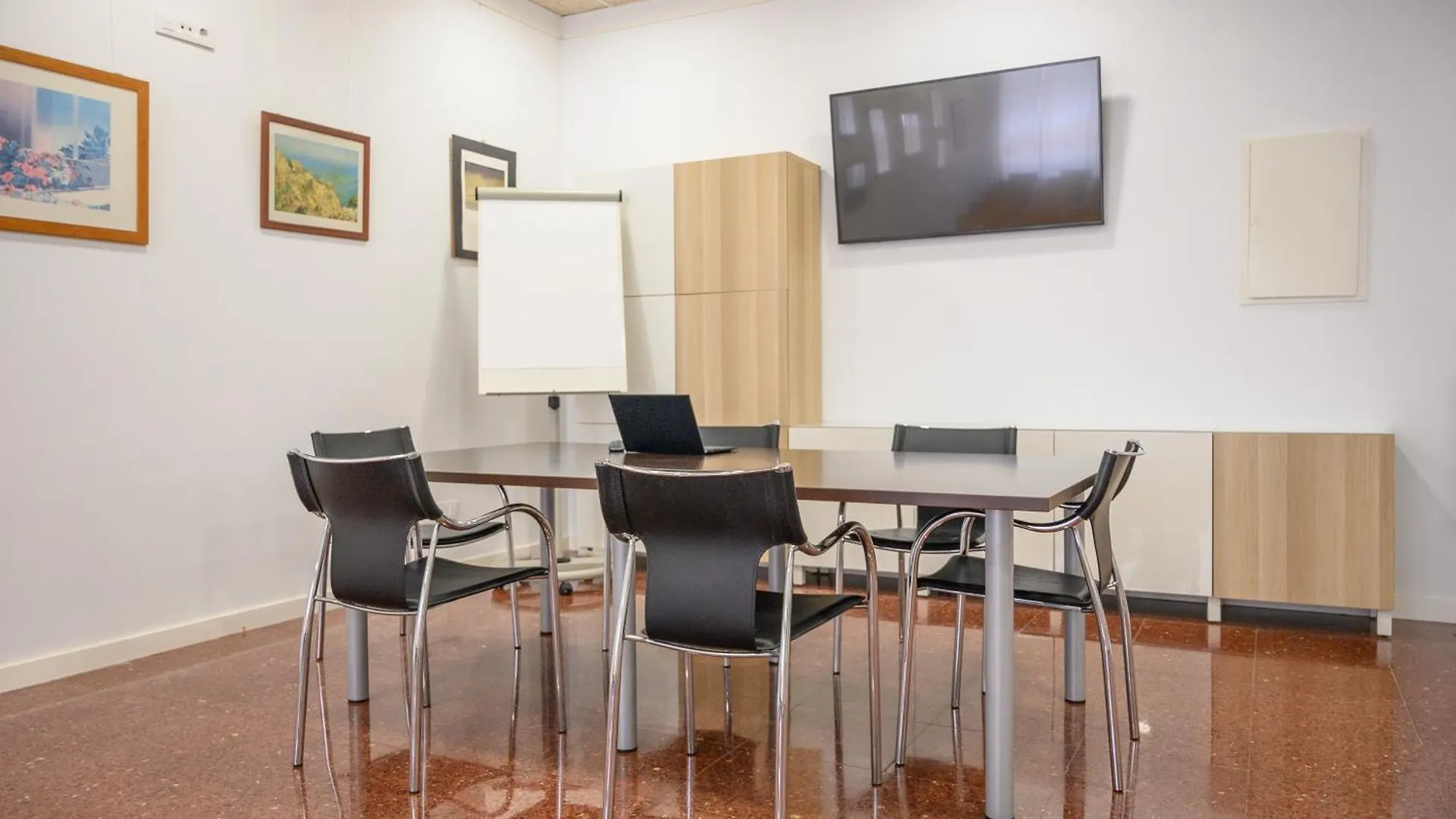 Apartaments Albatros Family Salou Apartment