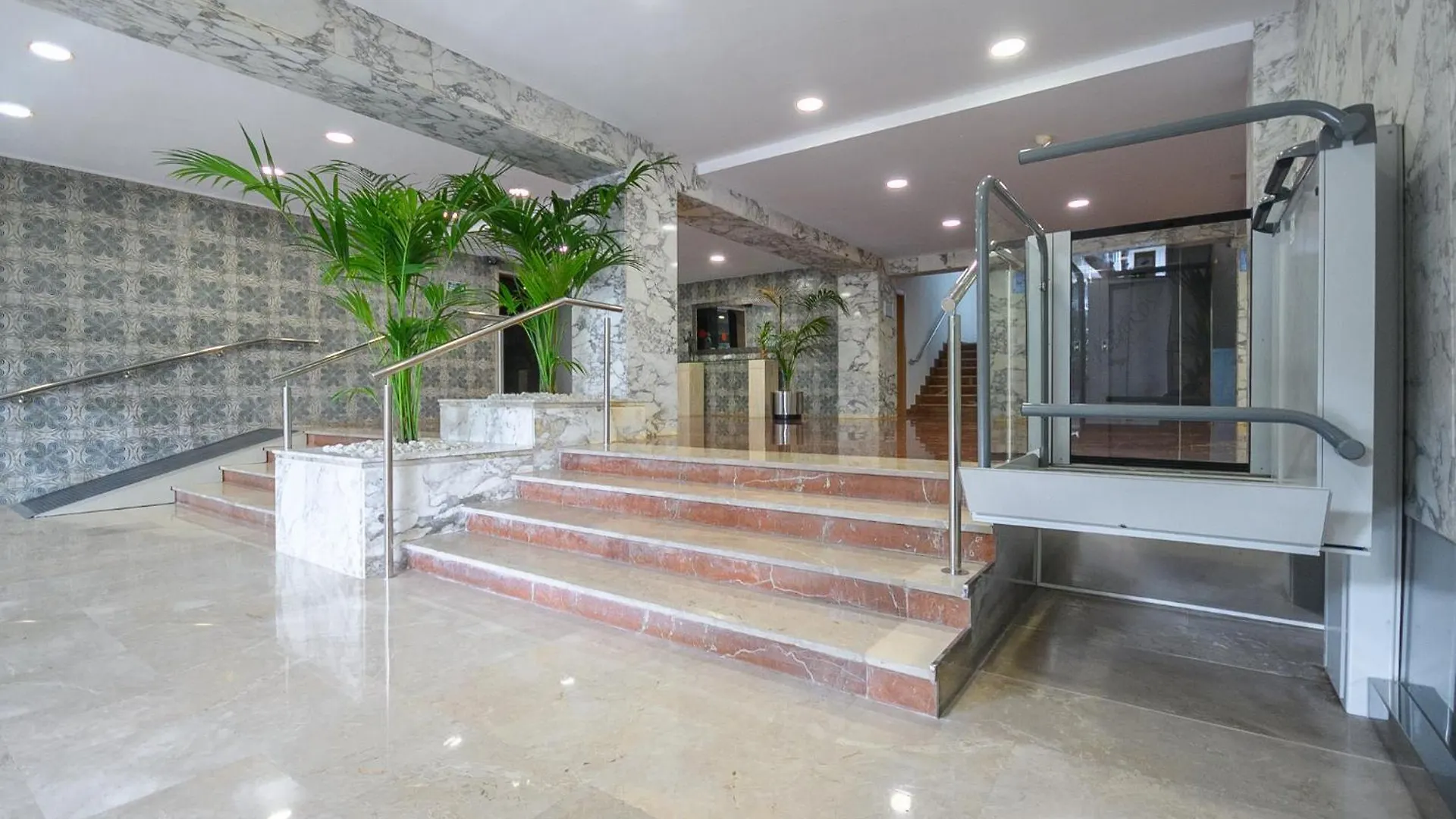 Apartaments Albatros Family Salou