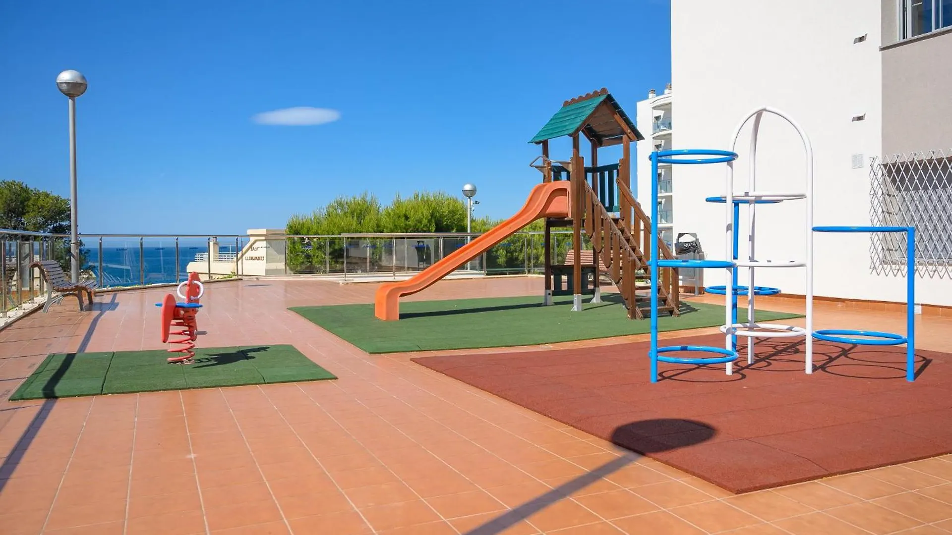 Apartaments Albatros Family Salou Apartment